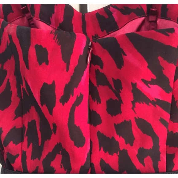 White House Black Market Red & Black Strapless Dress – Size 00 - Picture 3 of 8